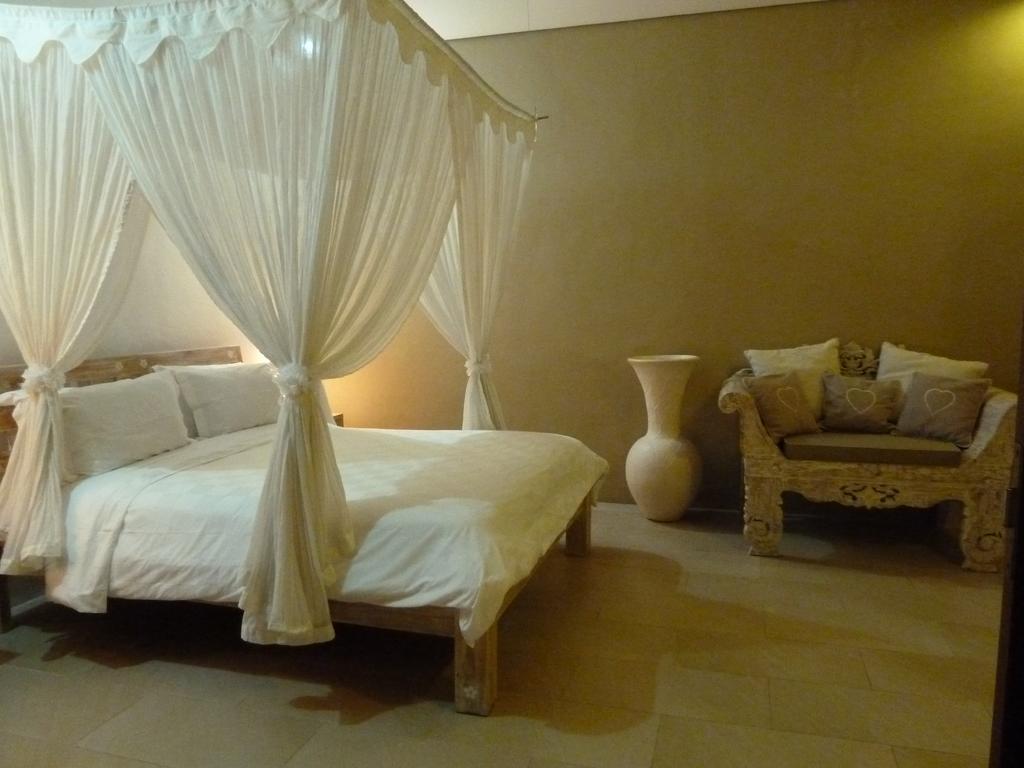 סמיניאק La Dolce Villa מראה חיצוני תמונה